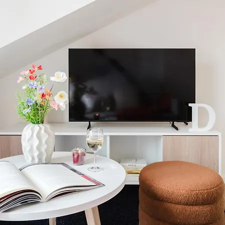 Days - Modern With Ac Near King's Park דירה פראג