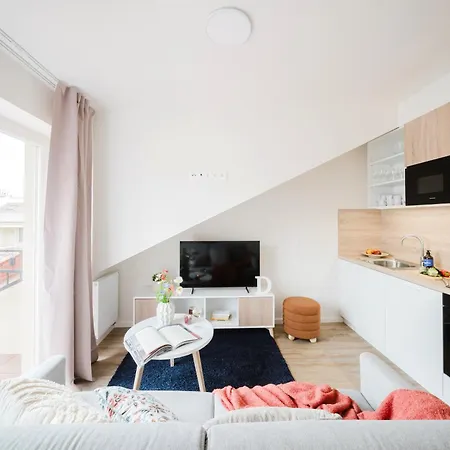 Days - Modern With Ac Near King's Park דירה