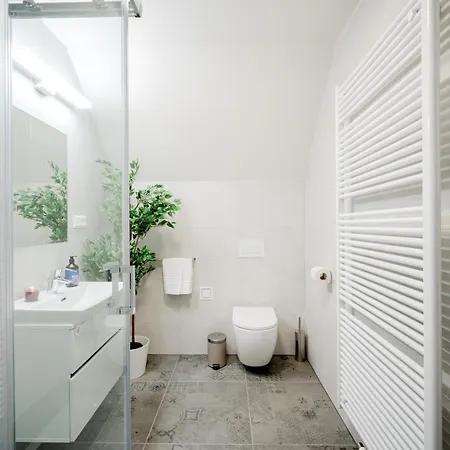 Days - Modern With Ac Near King's Park דירה