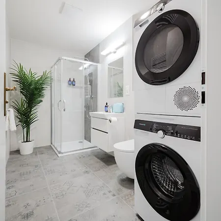 Days - Modern With Ac Near King's Park דירה