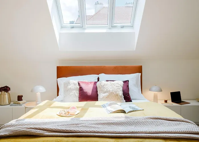 Days - Modern With Ac Near King's Park *