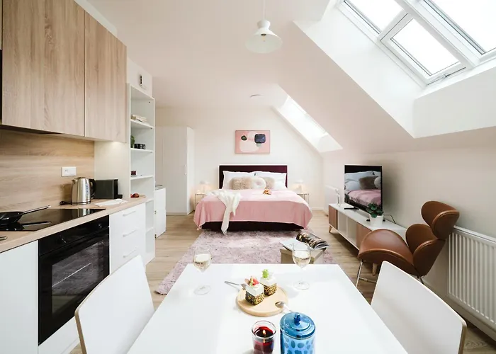 Days - Modern With Ac Near King's Park 布拉格