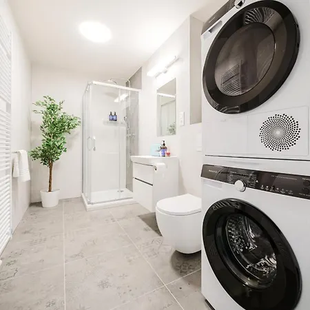 Days - Modern With Ac Near King's Park Apartment *