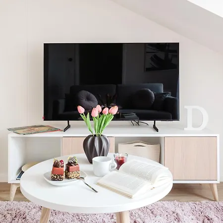 Apartment Days - Modern With Ac Near King's Park Prague