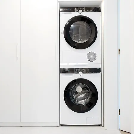 Apartment Days - Modern With Ac Near King's Park Prague