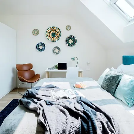 Apartment Days - Modern With Ac Near King's Park Prague