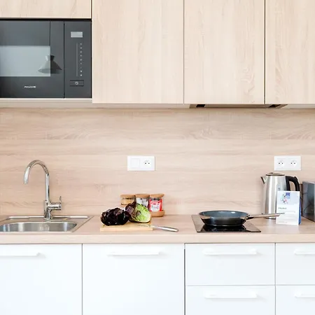 Apartment Days - Modern With Ac Near King's Park Prague