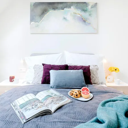 Days - Modern With Ac Near King's Park *