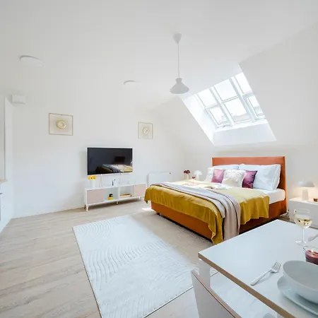 Apartment Days - Modern With Ac Near King's Park Prague